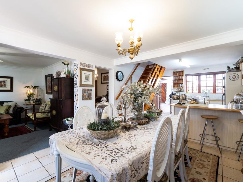 Spacious home in Robertson - Photo 8