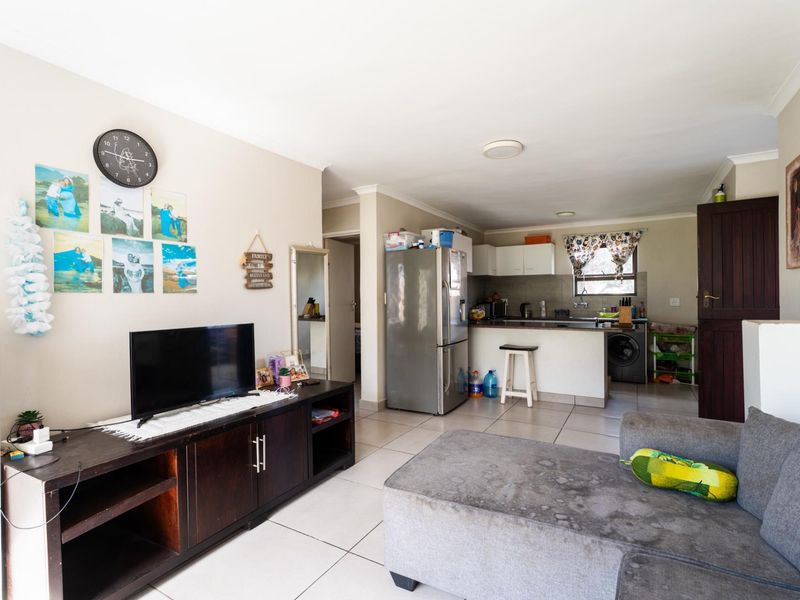 Ideal Property for Pensioners, First-time Buyers and Investors - Photo 6