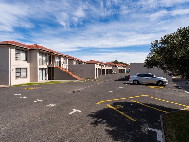 Ideal Property for Pensioners, First-time Buyers and Investors - Photo 2