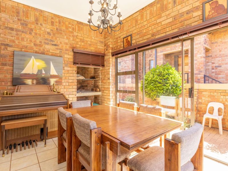 Townhouse Under Offer in Sugar Bush Estate Krugersdorp - Photo 3