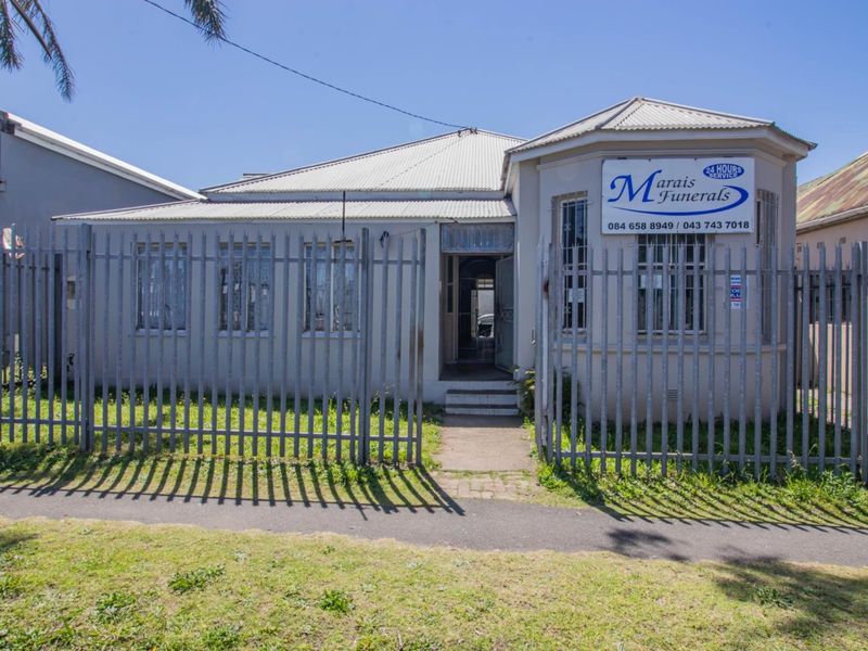 REGISTERED & ZONED FUNERAL PARLOUR IN EAST LONDON  - Photo 2