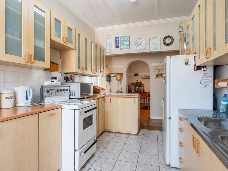 Add to your Portfolio!  Well Located 2 Bedroom Apartment in Worcester. - Photo 6