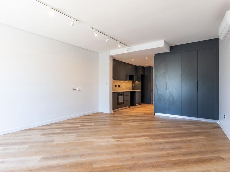 Studio Simplicity with a View | 2 on Tabak, Paarl - Photo 7