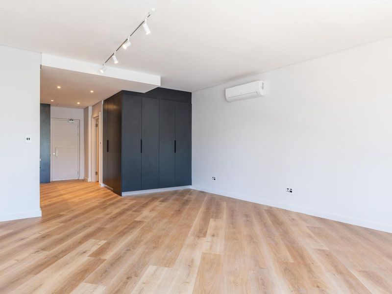 Studio Simplicity with a View | 2 on Tabak, Paarl - Photo 8