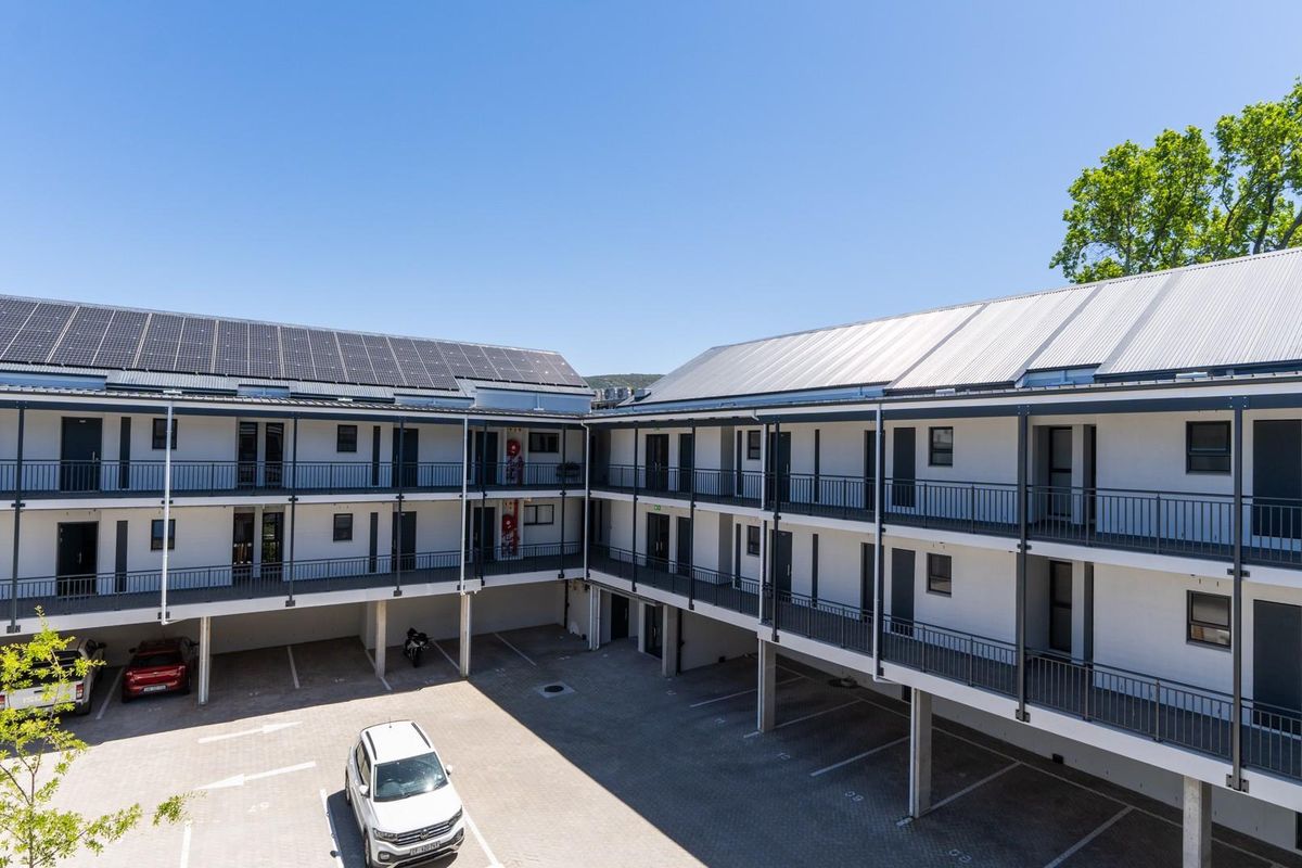 Studio Simplicity with a View | 2 on Tabak, Paarl - Photo 3