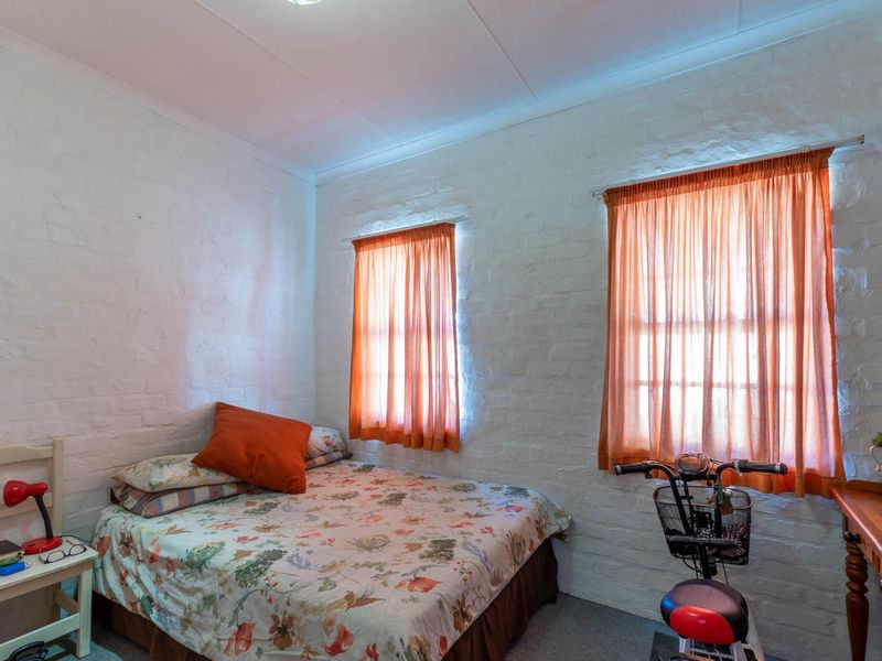 Cosy three bedroom Townhouse with two bathrooms in Aalwynfleur Riversdale - Photo 10