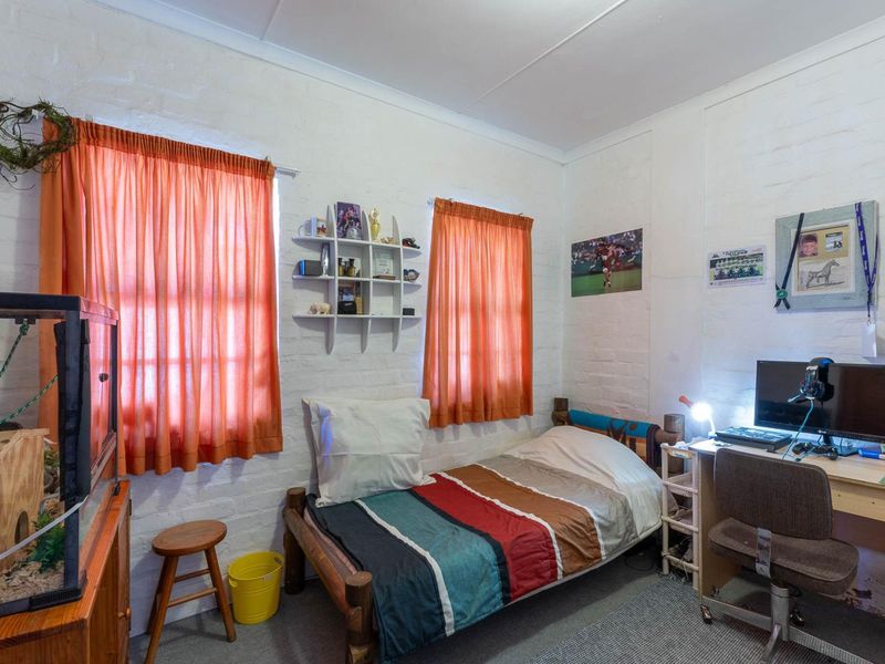 Cosy three bedroom Townhouse with two bathrooms in Aalwynfleur Riversdale - Photo 9