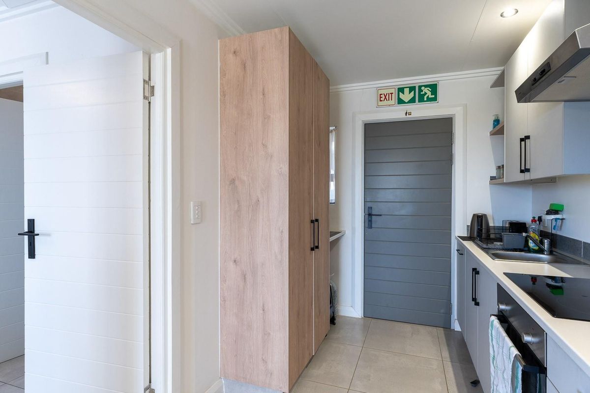 1 Bedroom apartment in Kloofsig - Photo 5