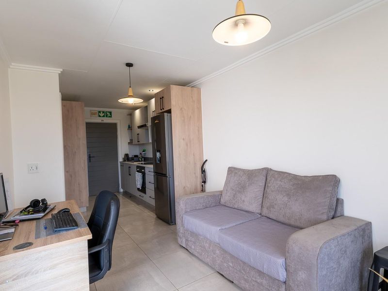 1 Bedroom apartment in Kloofsig - Photo 4