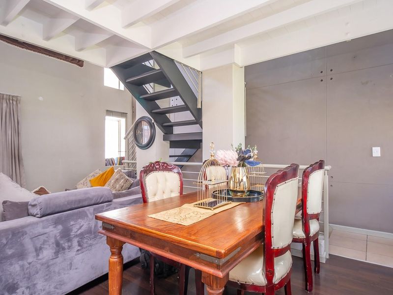 Modern 2-Bedroom Apartment with Loft and Balcony | Prime Location | Excellent Investment Opportunity - Photo 4