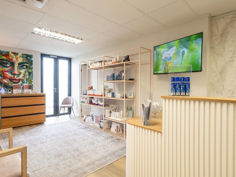 Consulting / Medical Room to Rent - Blaauwklip Office Park - Photo 8