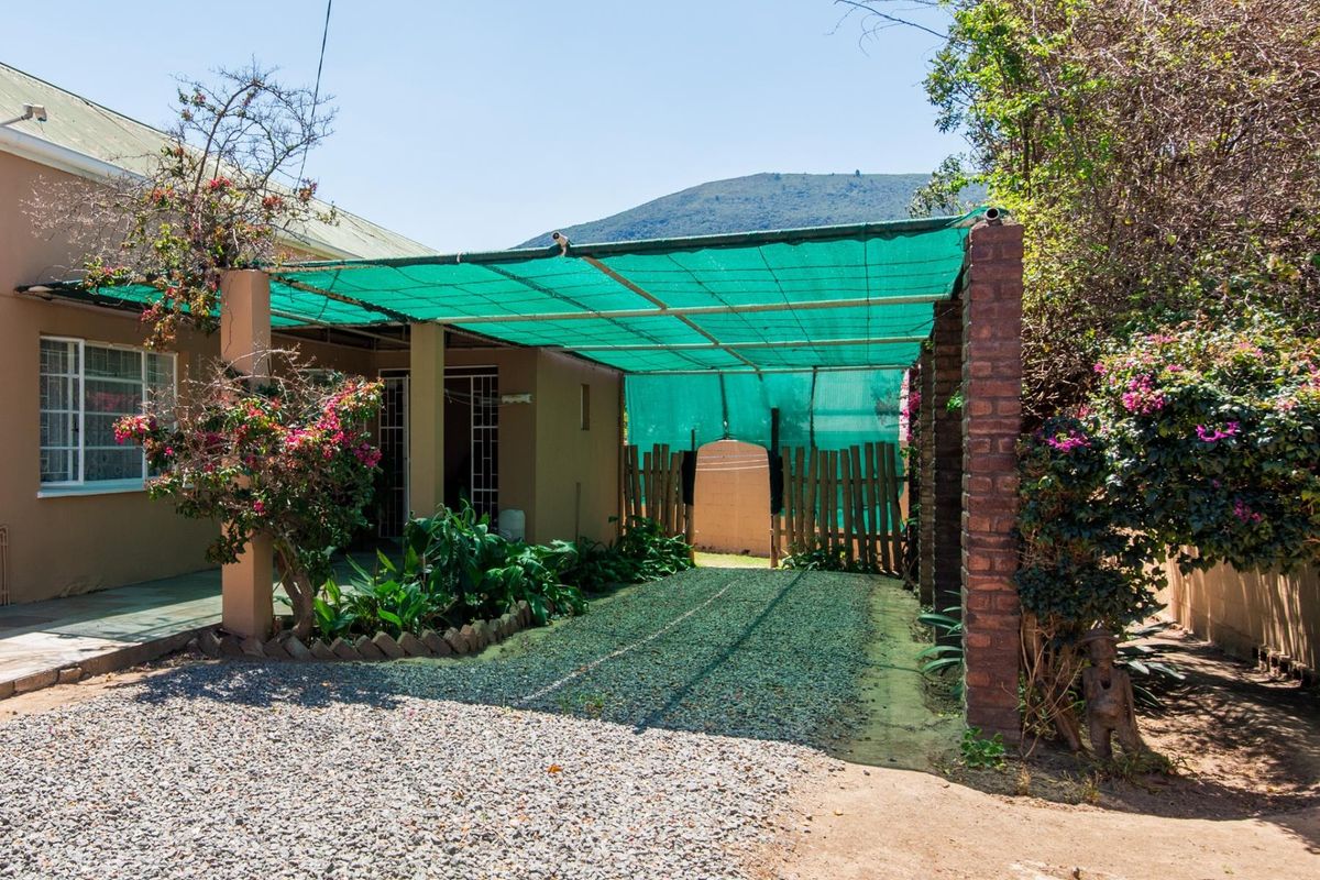 Neat Two Bedroom Home for Sale on the Hill Area - Photo 3