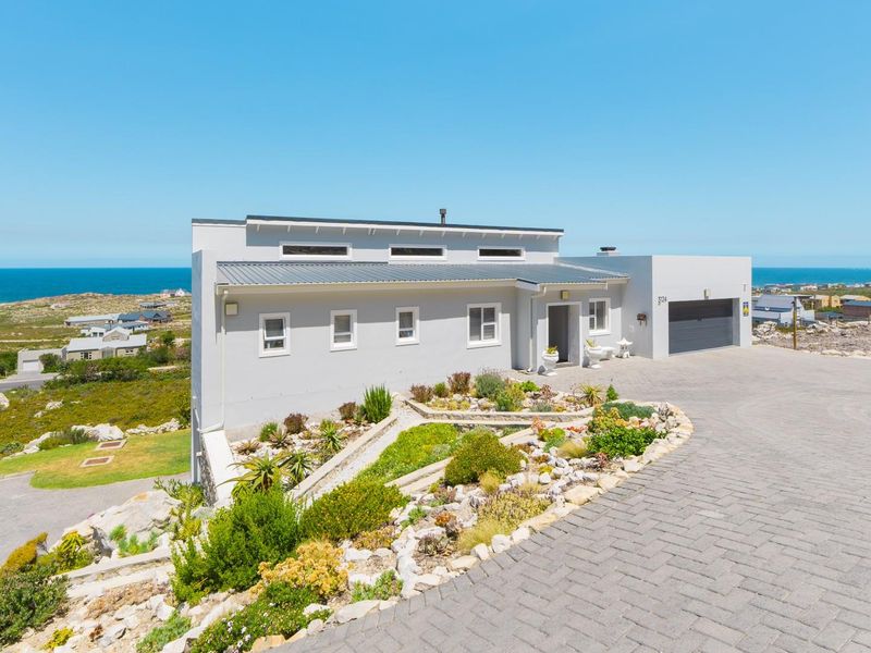 Bettys Bay - Experience coastal living at its finest. - Photo 3