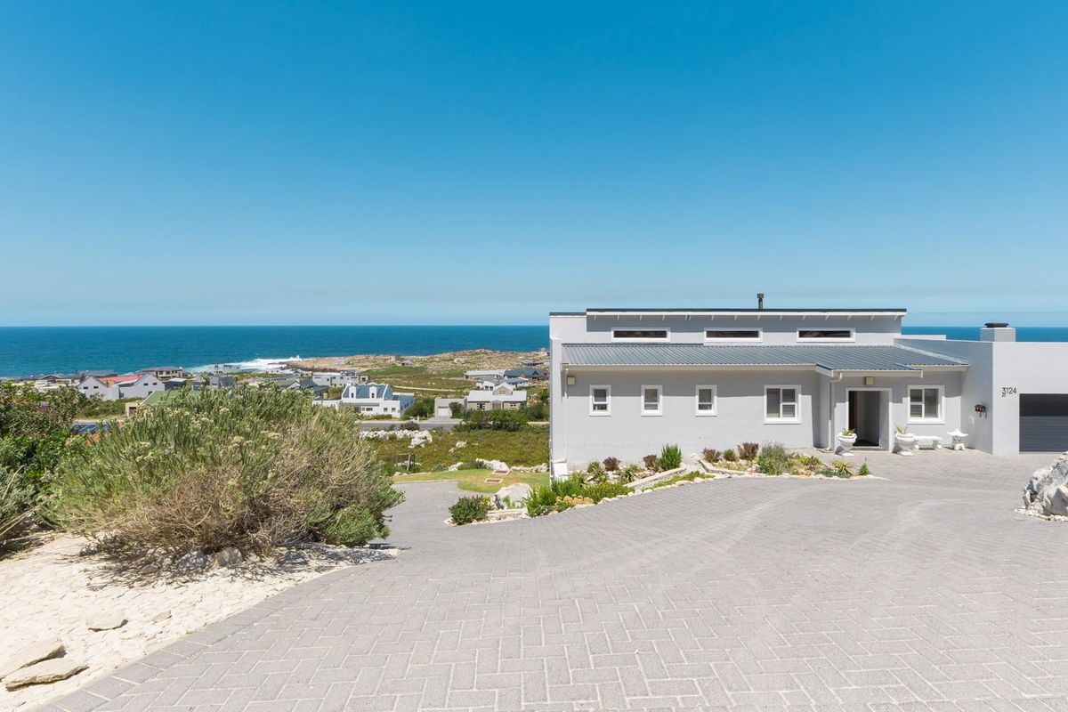 Bettys Bay - Experience coastal living at its finest. - Photo 5