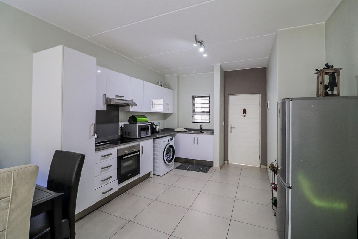 Prime Investment or Perfect First Home in Isabel Estate! - Photo 3