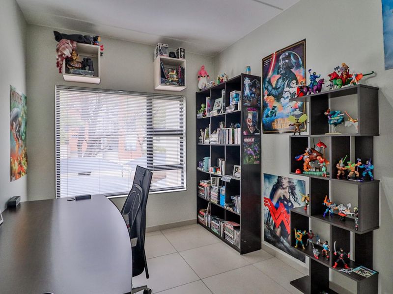 Prime Investment or Perfect First Home in Isabel Estate! - Photo 10