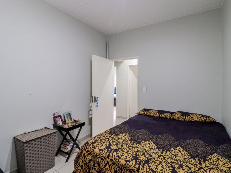 Prime Investment or Perfect First Home in Isabel Estate! - Photo 9