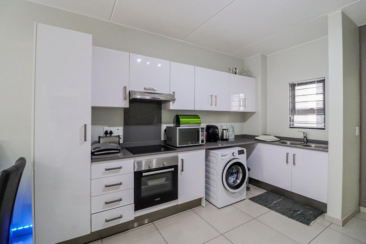 Prime Investment or Perfect First Home in Isabel Estate! - Photo 4