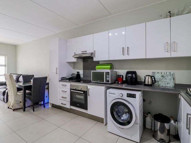 Prime Investment or Perfect First Home in Isabel Estate! - Photo 5