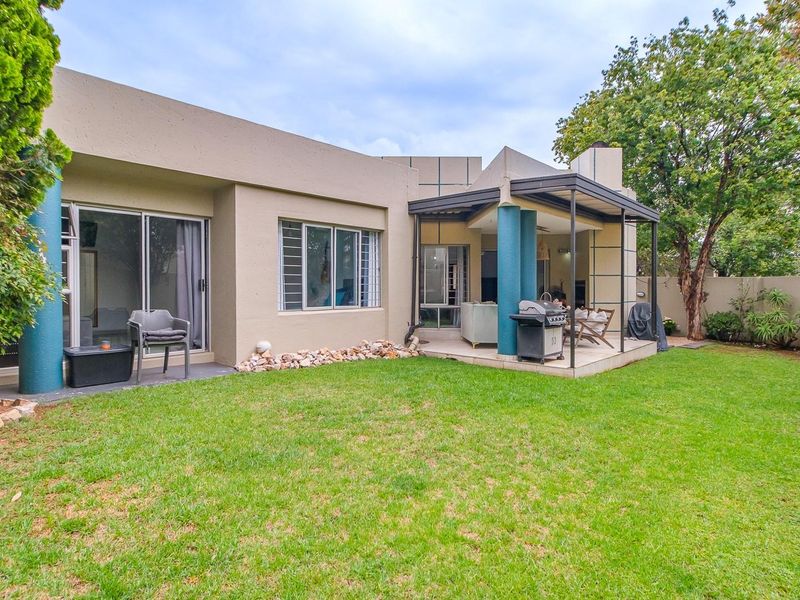 Modern 3 Bedroom Cluster in Sunninghill Gardens - Photo 1