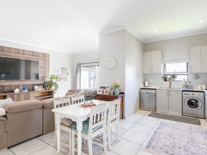 Comfort in a Secure Boutique Estate - Prime Location Near Curro School - Photo 4