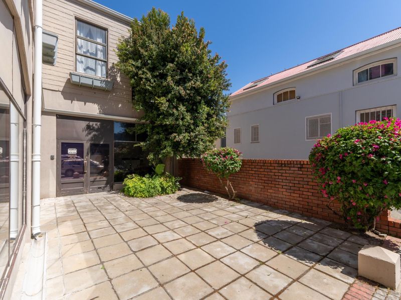 Prime Commercial Office Space - Ideal for Salon or Doctors' Rooms | Main Road, Paarl - Photo 5