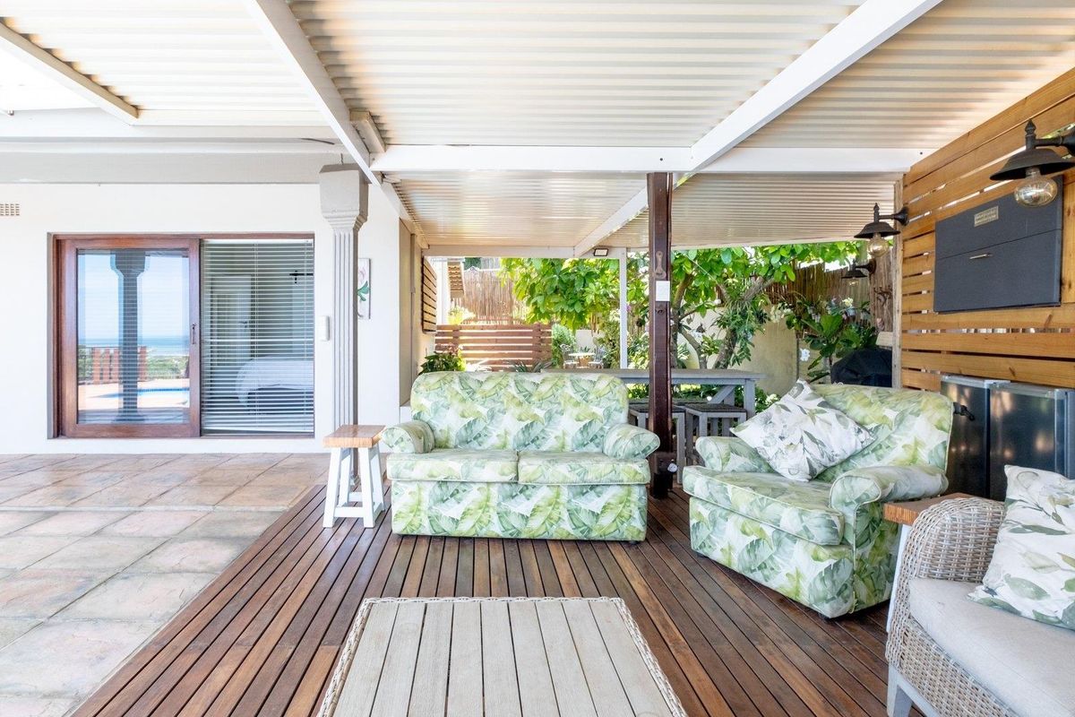 IMMACULATELY KEPT COASTAL HOME WITH SEA VIEWS AND SEPARATE FLATLET - Photo 5