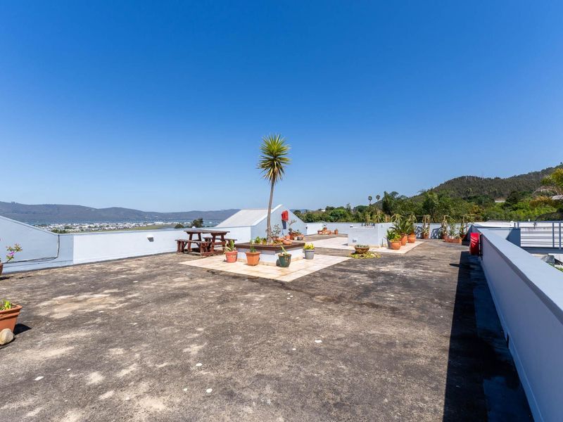 Modern 1-Bedroom Apartment with Scenic Rooftop Views - Heads View, Old Place, Knysna - Photo 4