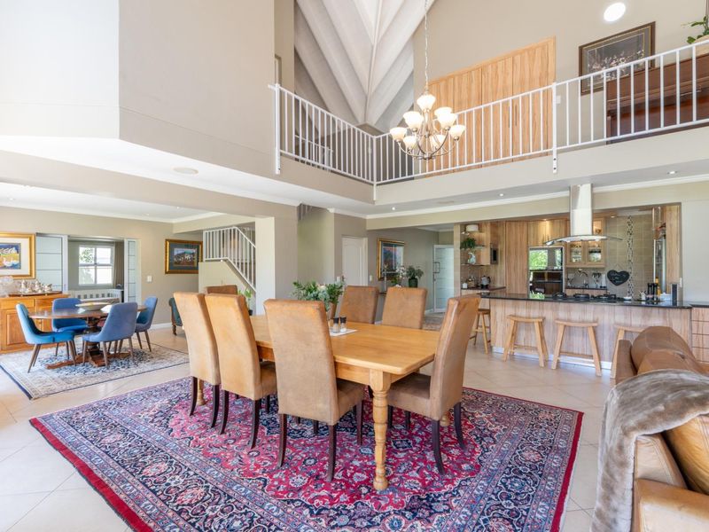 Modern  Elegence with golf course views - Photo 8