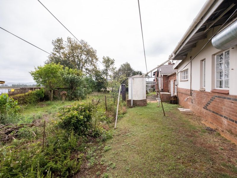 Charming 3-Bedroom Family Home with Outbuilding - Photo 9