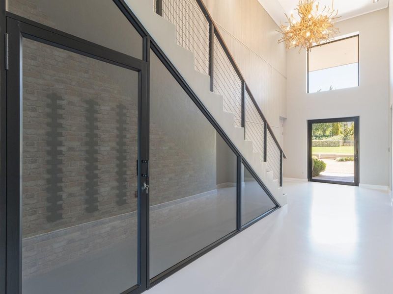 Two Exceptional Homes in One. The Height of Luxury in Winelands Estate, Paarl - Photo 5