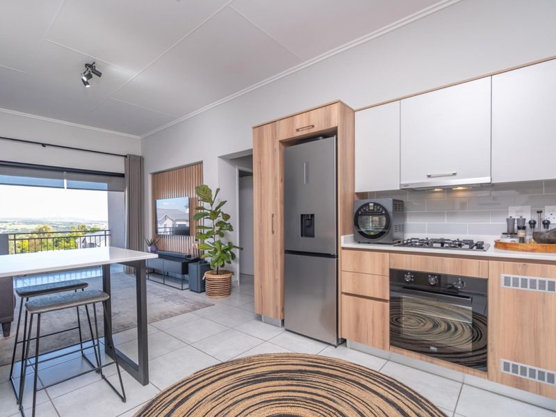 Luxury Urban Living Rental - Photo 3