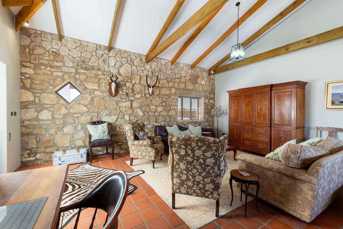 Lifestyle Farm with stylish house and bachelors flat between Riversdale and Still Bay - Photo 5