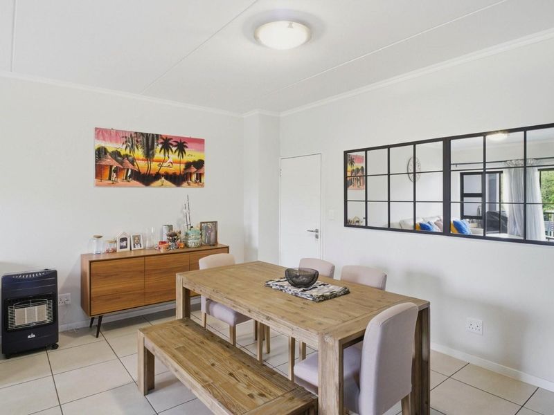 GORGEOUS LIFESTYLE APARTMENT - AN INCREDIBLE BARGAIN - Photo 10