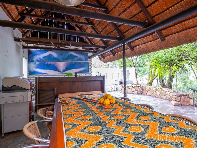 A Rare Artistic Space, Offering Flexibility, Serenity & Character - Photo 8