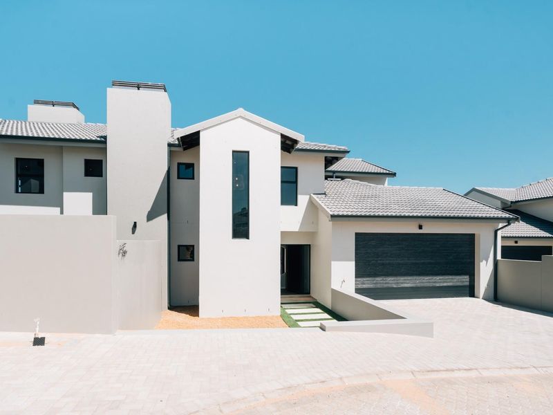 Discover refined coastal living in Leisure Views - Photo 1