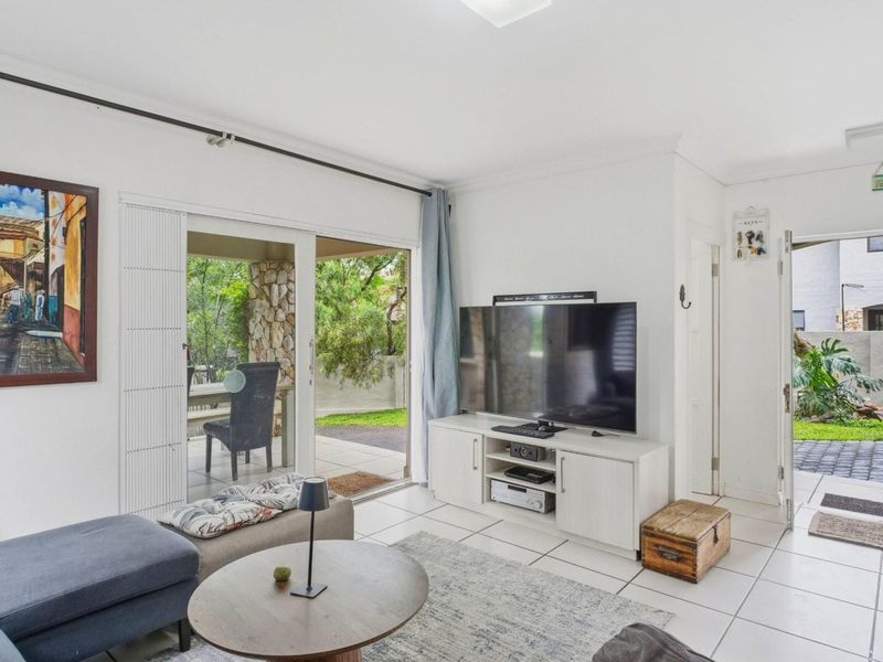 Modern 3-Bed, 2.5-Bath Double-Storey Cluster in Secure Bramble Bush Estate - Photo 7