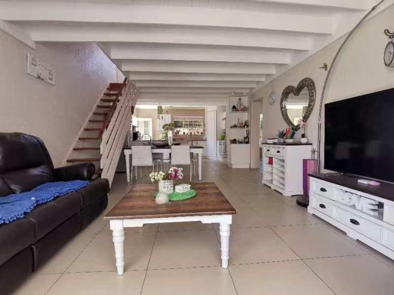 Modern Double-Storey Home in the Exclusive Broadacres Estate - Photo 1