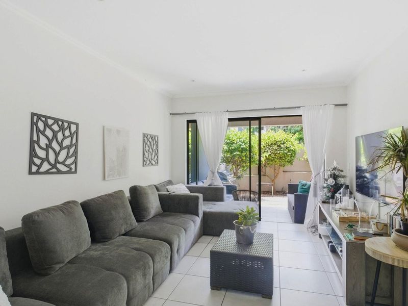 Lonehill Lifestyle: Secure, Smart Investment or Perfect Starter Home! - Photo 6