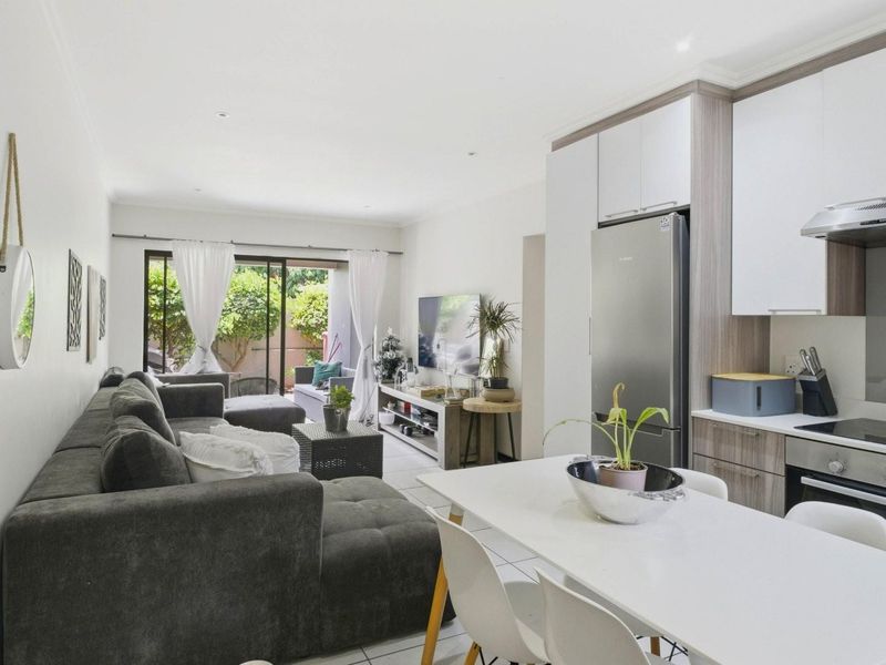 Lonehill Lifestyle: Secure, Smart Investment or Perfect Starter Home! - Photo 8