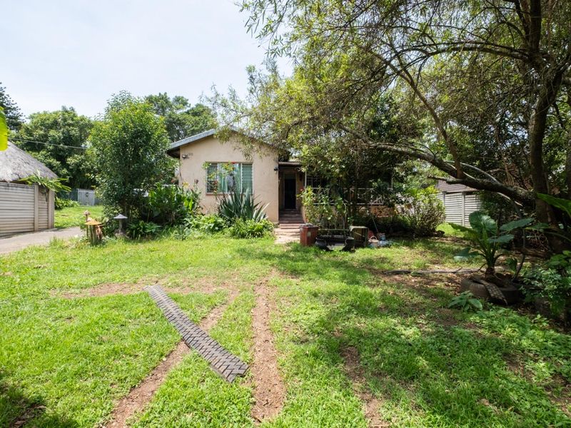 A Spacious Family Home with additional Flat, Full of Potential in Merrivale - Photo 5