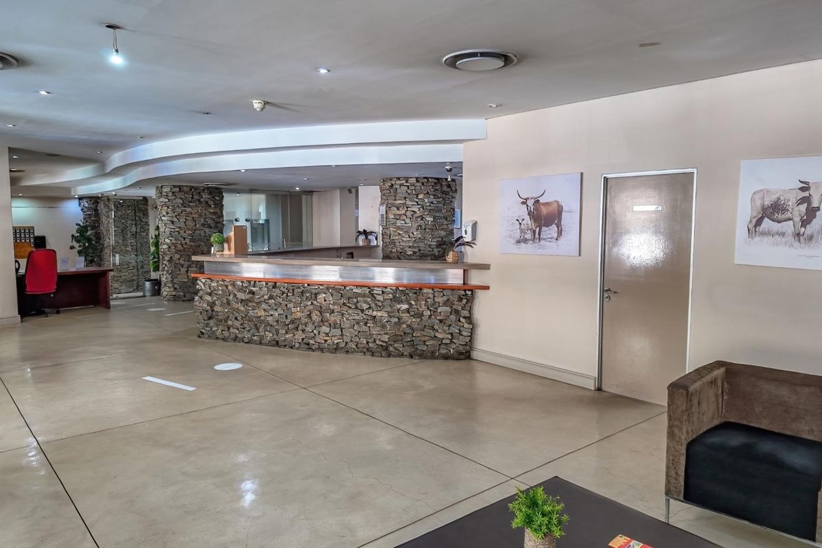 Stunning Apartment For Investors - Photo 3