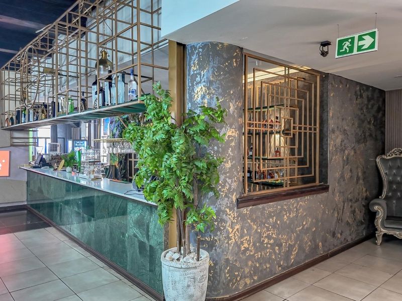 Stunning Apartment For Investors - Photo 7