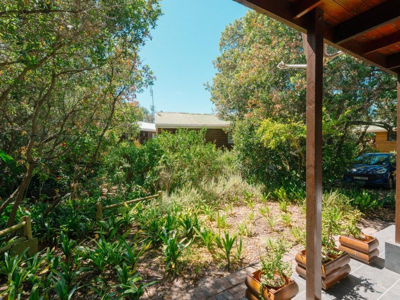 Wood Cabin Retreat in Nature Reserve • Lagoon, Beach Lifestyle, Hermanus - Photo 6