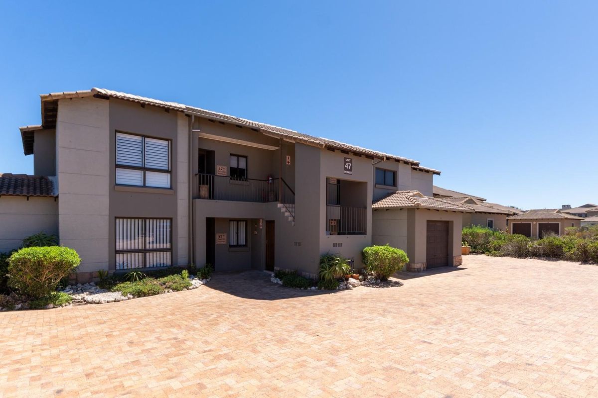 3-Bedroom Apartment With Lagoon Views in Langebaan Country Estate - Photo 2