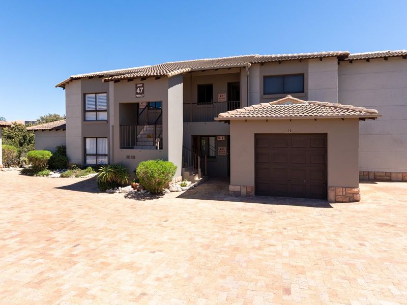 3-Bedroom Apartment With Lagoon Views in Langebaan Country Estate - Photo 1