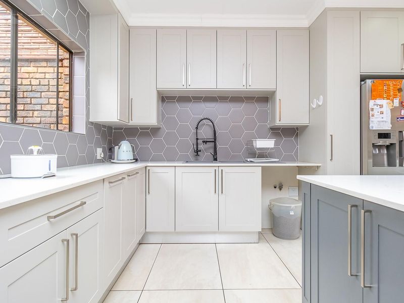 Your dream home awaits you - Photo 5