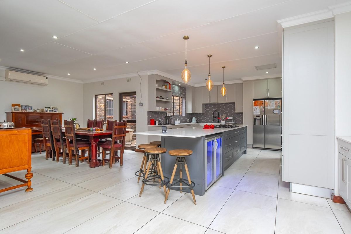 Your dream home awaits you - Photo 3