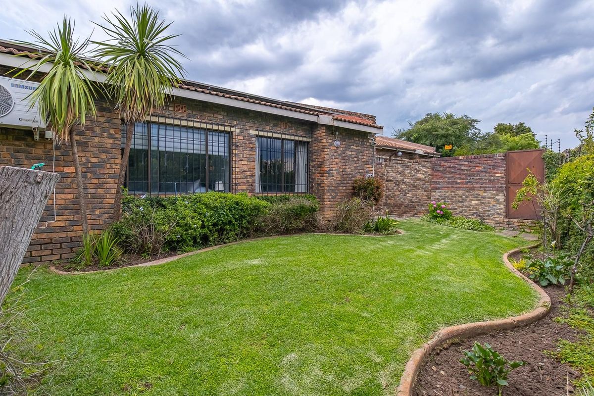 Your dream home awaits you - Photo 2