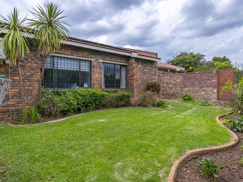 Your dream home awaits you - Photo 2